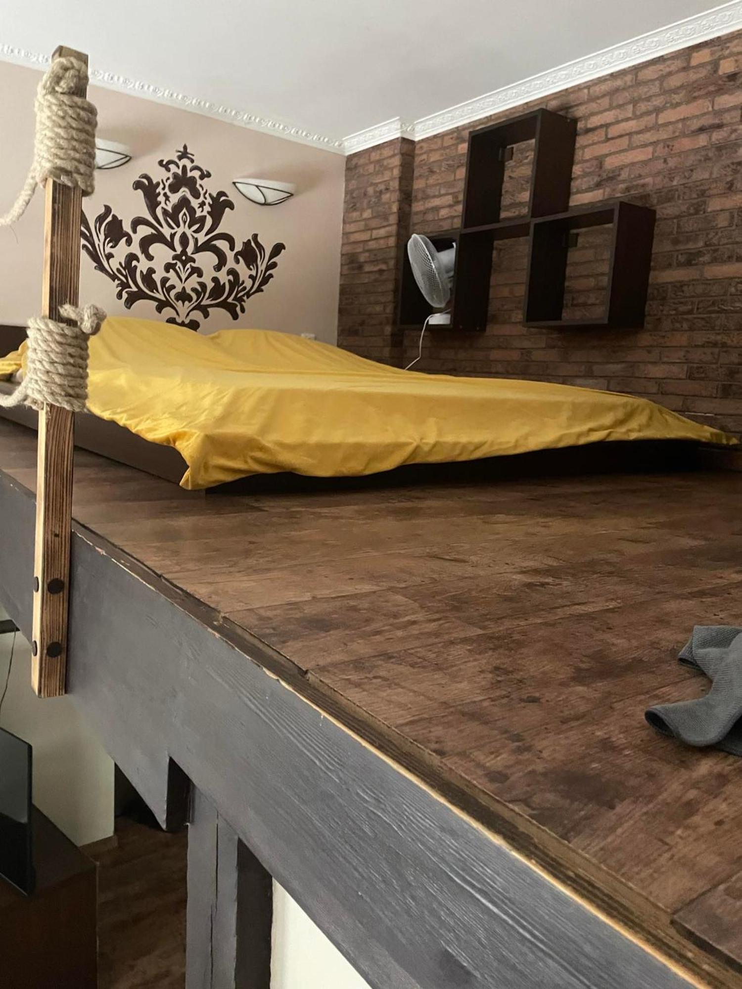 Old Wine House Apartment ไคลเพดา ภายนอก รูปภาพ